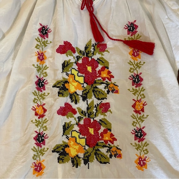 Royal Moda Boho Embroidered Top Size Medium - Picture 3 of 8